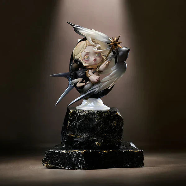 SKULLPANDA The Longitude and Latitude of Light Figure